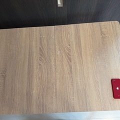ダイニングテーブル　白の画像
