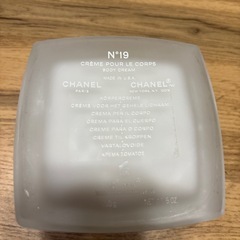 CHANELボディークリーム　シャネル お取引き中です。
の画像