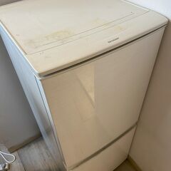 SHARP　2ドア冷蔵庫の画像