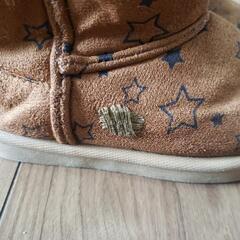 西松屋　ブーツ17㎝の画像