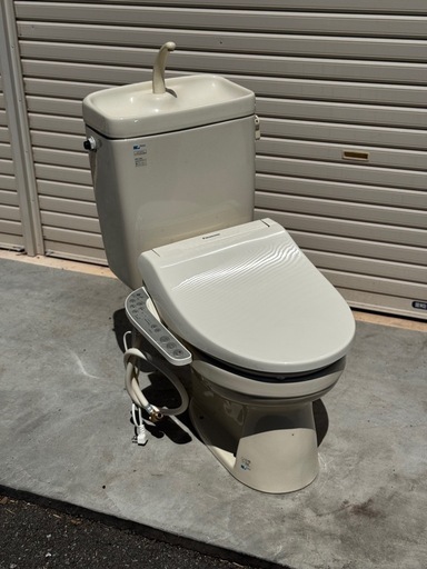 【美品】　LIXIL(INAX) LN便器　洗浄便座・手洗い付き　大便器　使用頻度少ない