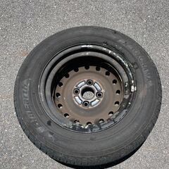 YOKOHAMAタイヤ　145/80R13 75S
