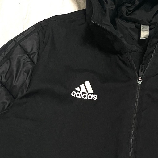 【貴重な2XLサイズ】adidas アウター