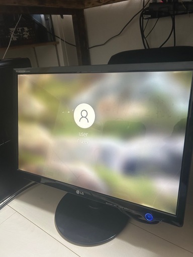 デスクトップ　パソコン　SSD500GB