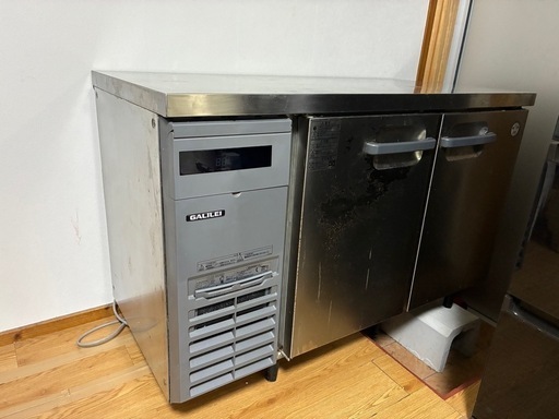 ーお取引中ー業務用冷蔵庫　コールドテーブル　239L