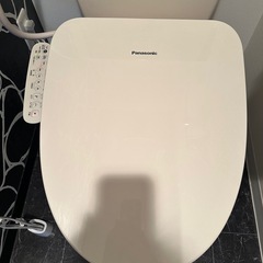 温水便座　取りに来てくれる方限定