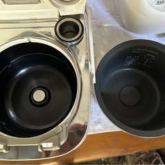 専門店モデル（SR-SSX100）Panasonic パナソニック Wおどり炊き 1.0L 0.5〜5.5合 スチーム&可変圧力IHジャー炊飯器の画像
