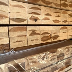 【最上グレード】杉 3000×30×105(mm) バラ売り！デッキ、造作材、下地、DIYなどに。在庫174本ありますので複数の方へ販売できます。の画像