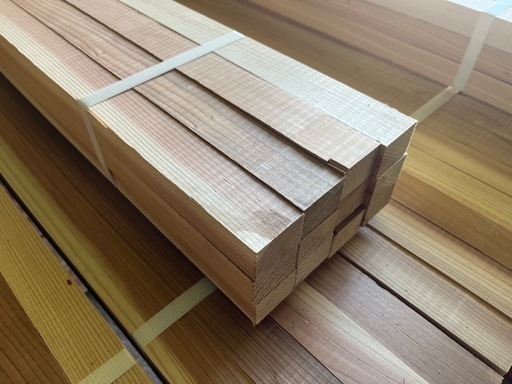【特一等】杉野縁 4000×30×40 1束12本入！格子、天井下地、垂木、根太、下地材、DIYなどに。在庫52束ありますので複数の方へ販売できます。