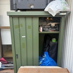 ガレージ　物置の画像