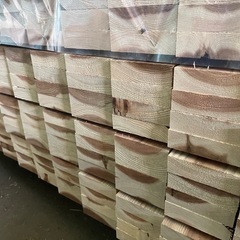 【格安】杉　4000×30×105 バラ売り！デッキ材、下地材に。在庫72本ありますので複数の方へ販売できますの画像