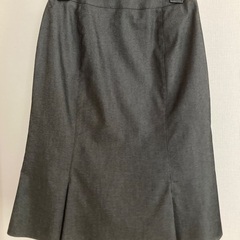 スカート　グレー