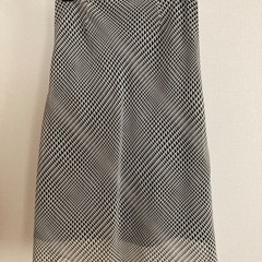 スカート　白黒
