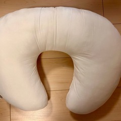 値下げ！！！daccoの授乳クッションの画像