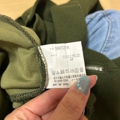 サロペットの画像