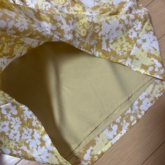 アパートバイローリーズワンピースの画像