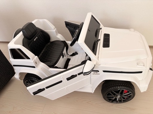 ゲレンデ白　乗用ラジコン　メルセデスベンツ　AMG G63 結婚式　リングボーイ ゲレンデ白 乗用ラジコン メルセデスベンツ AMG G63 結婚式 リング