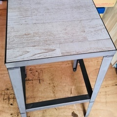 荷物置きで使用しておりました。の画像