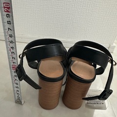 (新品)サンダル Mサイズの画像