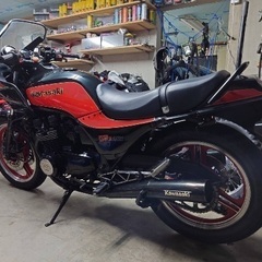 Kawasaki GPZ400