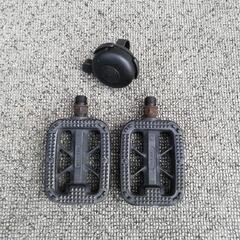 自転車用交換部品 ペダル 黒 ベル付き