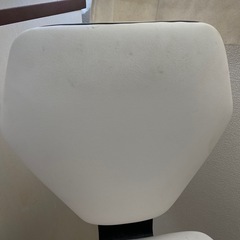 背もたれ付き ロングスツール Honuの画像