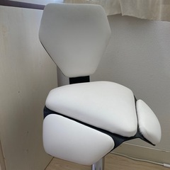 背もたれ付き ロングスツール Honu