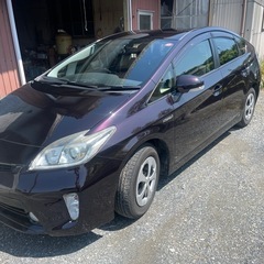 車検が近くなったのでコミコミ30万円 綺麗な平成24年プリウス！後期の画像