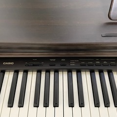 電子ピアノ　カシオの画像