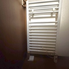 arbonia壁掛けヒーターの画像