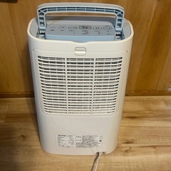 SHARP 除湿機　の画像