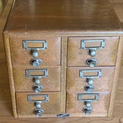 図書館カードケースの画像