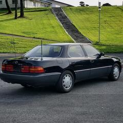Lexus LS 400 ブラックセダン 左ハンドル　5万マイル　サンルーフ　平成5年の画像