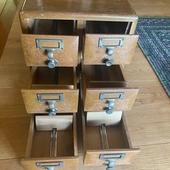 図書館カードケースの画像