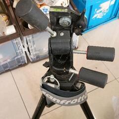 0604-128 カメラ　三脚　Manfrotto　#055Cの画像