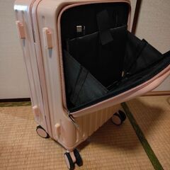 新品未使用　スーツケース　キャリーバッグ　多機能の画像