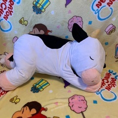でっかい牛のぬいぐるみの画像