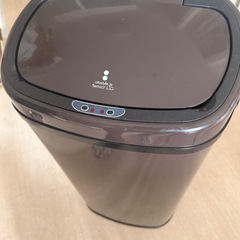 センサー全自動開閉式ごみ箱 大容量68L（ブラウン） 