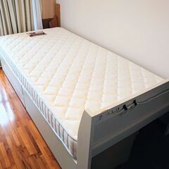 シングルベッドの画像