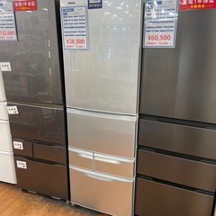 5ドア冷蔵庫の画像