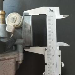 キャブレターの画像
