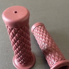 オートバイ バイク　汎用ハンドルグリップ レッドの画像