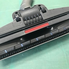 ☆コード式サイクロン掃除機 eLezon F800の画像