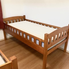 木製　ベッド