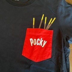 完売品おしゃれUNIQLOポッキーglicoコラボ黒Tシャツ半袖...