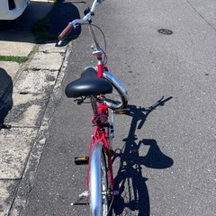折りたたみ自転車の画像