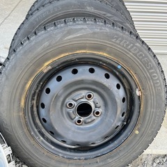 スタッドレス　バリ溝　165/70R14 ソリオ　コンパクトカーの画像