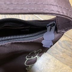 ミッフィー　コンパクトなバックの画像