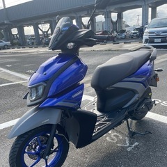 ヤマハ シグナス レイ ZR ハイブリッド 125の画像