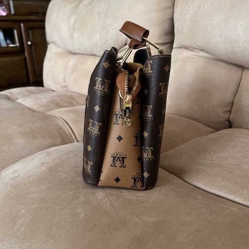 バック?美品